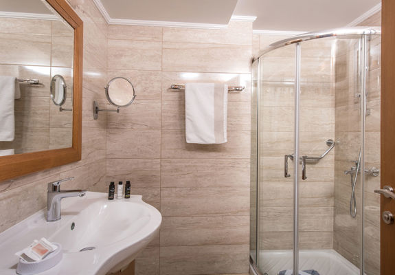 Ariadne Hotel Malia Studio Bathroom