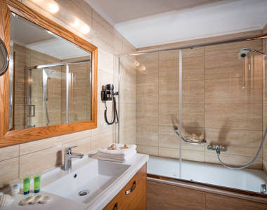 Ariadne Hotel Malia Luxury Studio bathroom